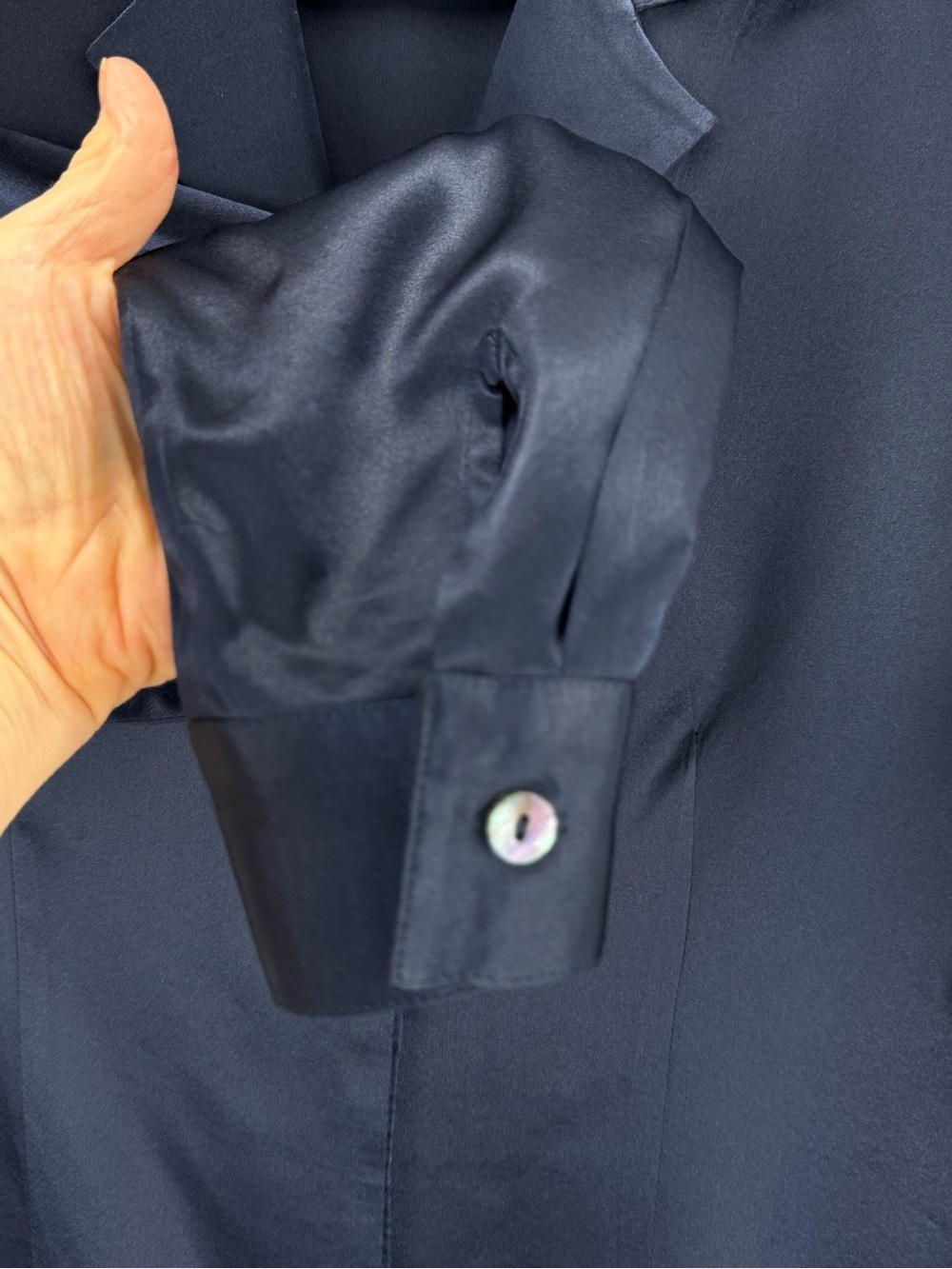 100% Silk Navy Blue Button-Front Long Sleeve Blouse - Picture 9 of 16